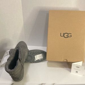 Boots UGG Gray Cory II Genuine Shearling Lined Boots New in The Box Size 11